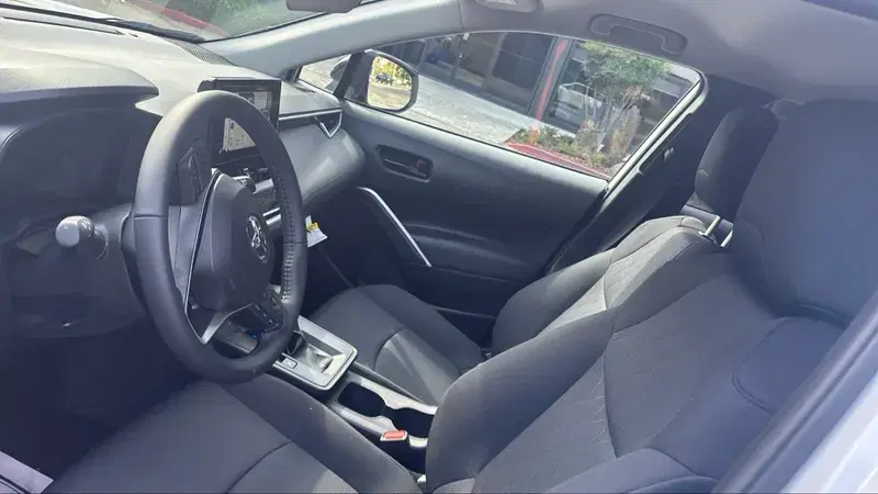 Car Image 4