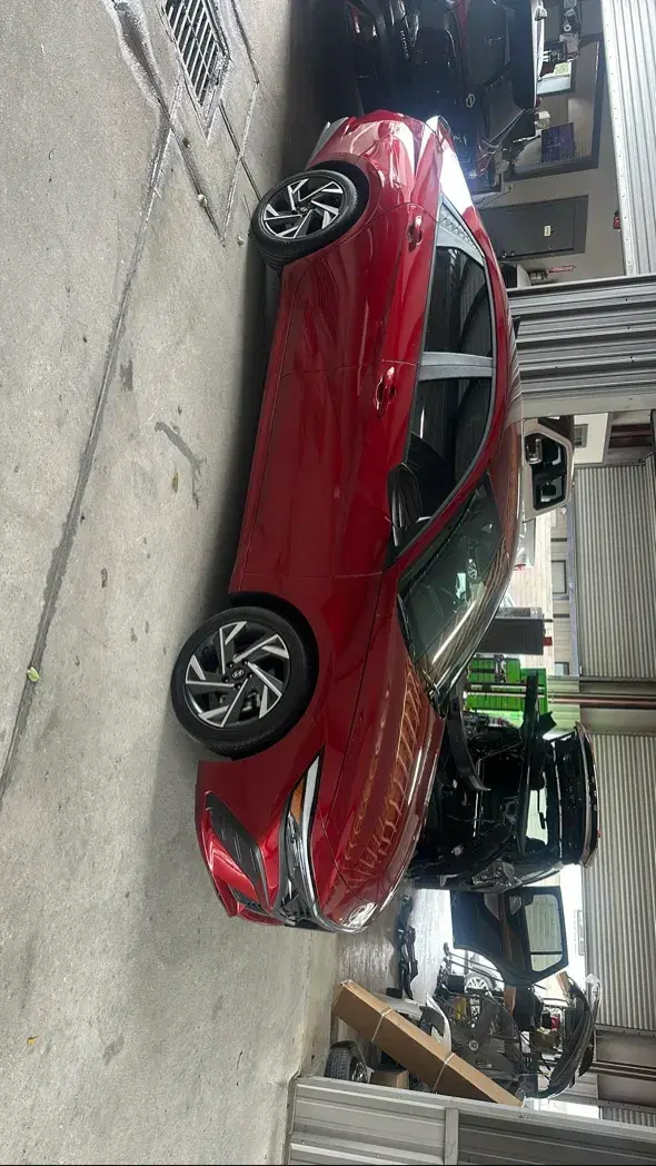 Car Image 4