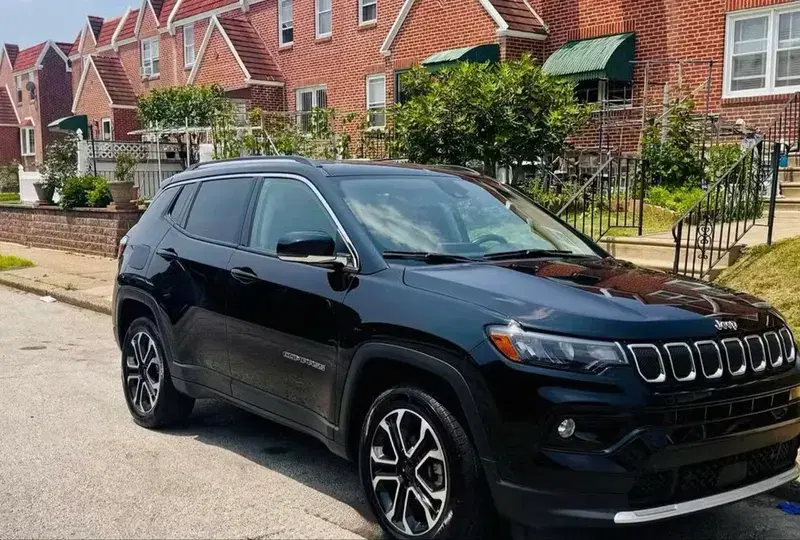 Car Image 4