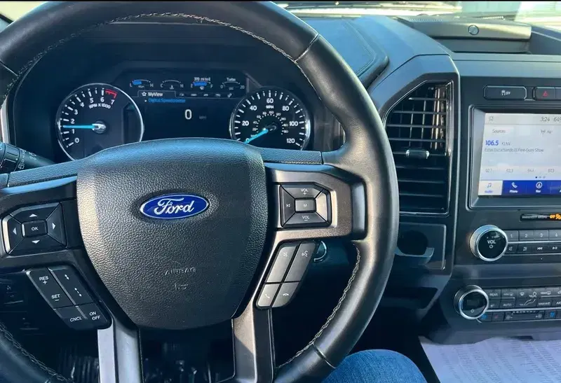 Car Image 3