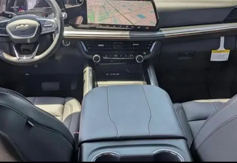 Car Image 4