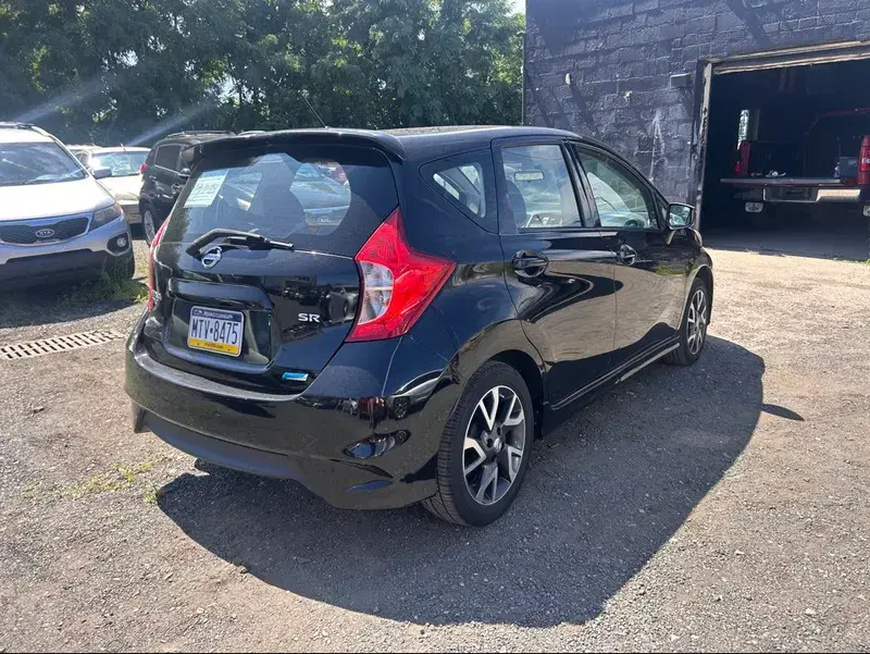 Car Image 4