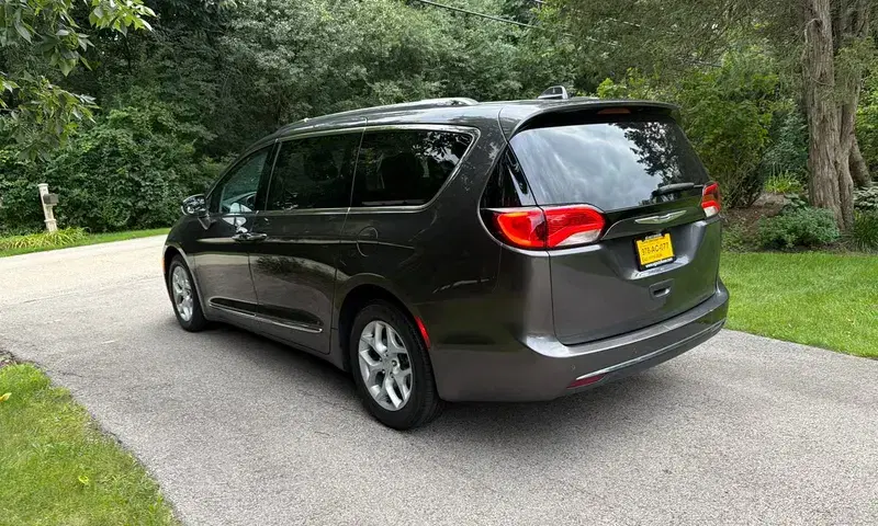 Car Image 2