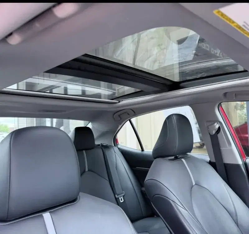 Car Image 4