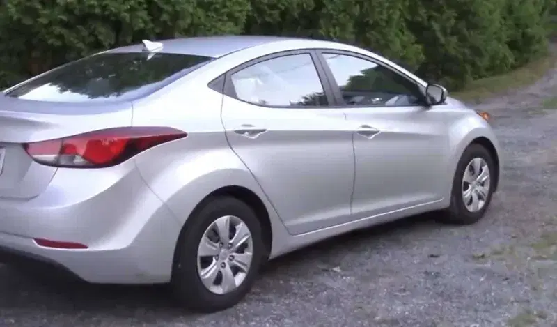 Car Image 4